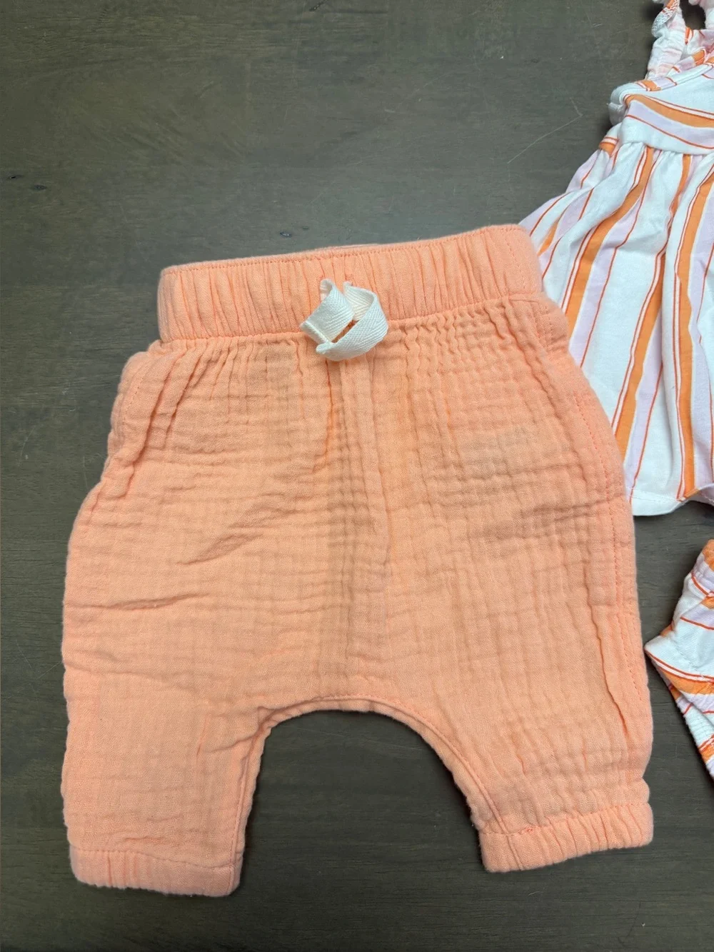 Cat & Jack Carter's Baby NB Newborn 3pc Outfit Set Dress Shorts Bloomers Striped